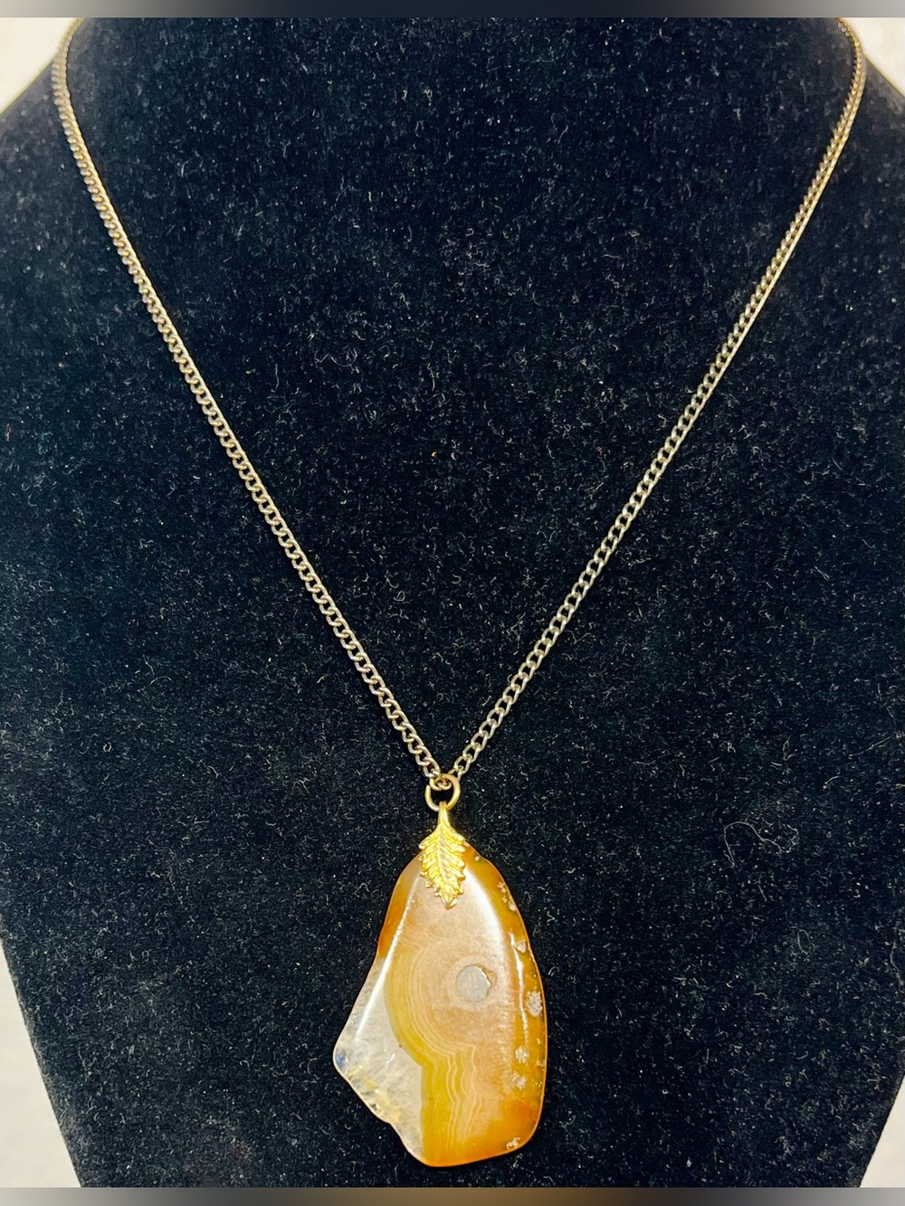 Vintage Agate Slice Pendant Necklace